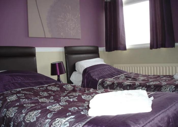 The Manor Hotel