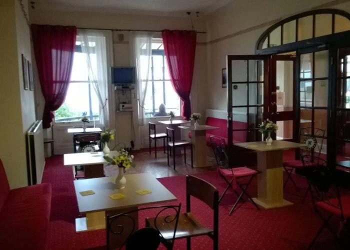 Elsinore Hotel