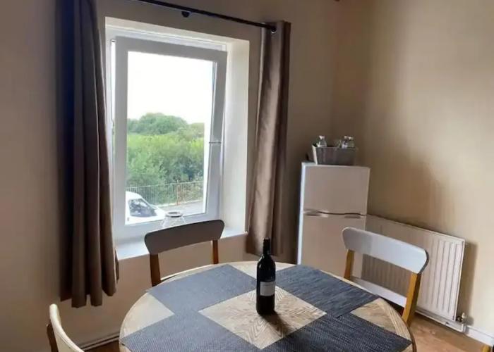 2 Bed-sleeps 4-sea View-pet Friendly-parking