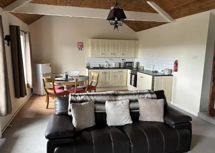 2 Bed-sleeps 4-sea View-pet Friendly-parking