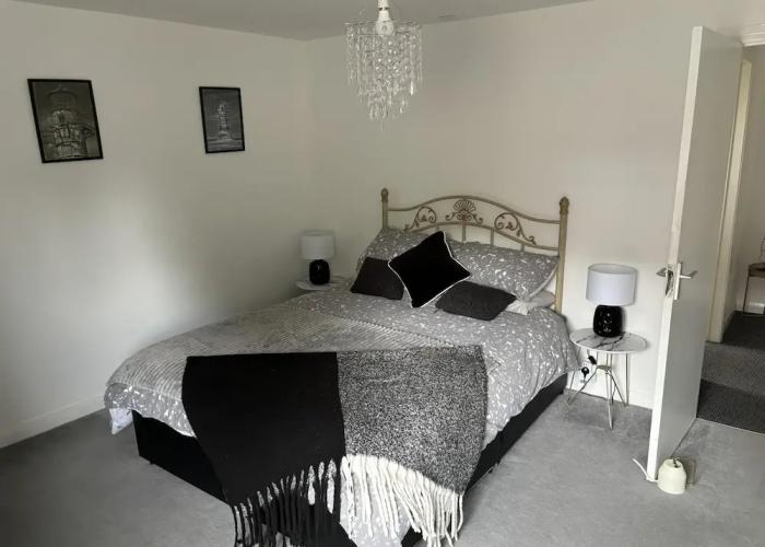 2 Bed-sleeps 4-sea View-pet Friendly-parking