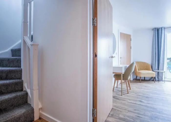 Skyline Duplex Penthouse - Llanelli