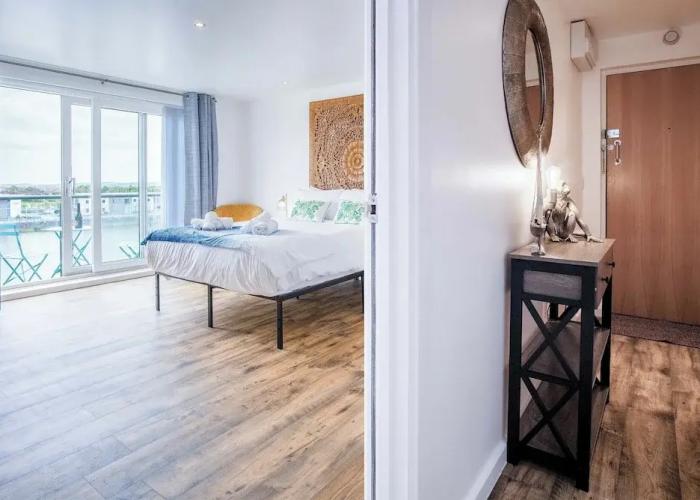 Skyline Duplex Penthouse - Llanelli