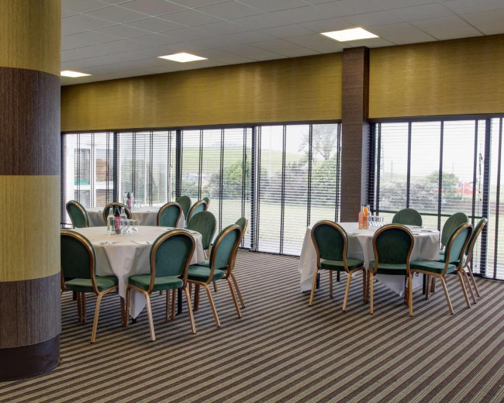 фото Best Western Aberavon Beach Hotel