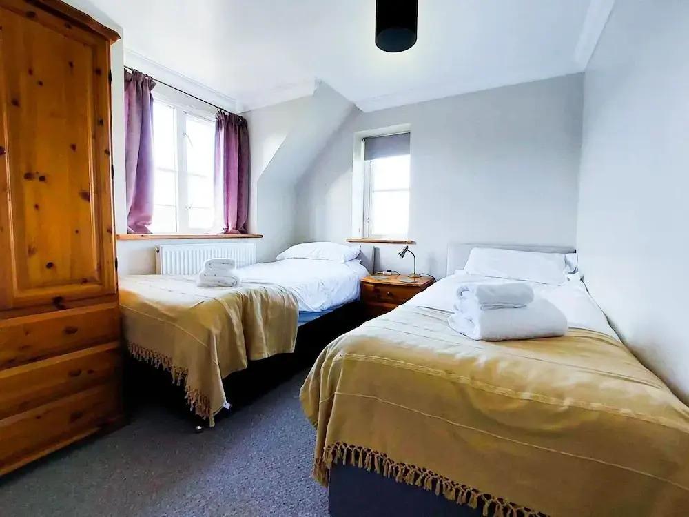 фото Tyncellar Farm Holiday Cottages