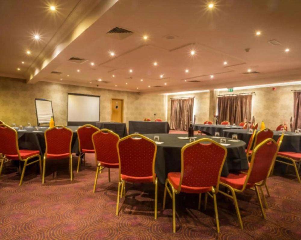 фото Hotel Wrexham