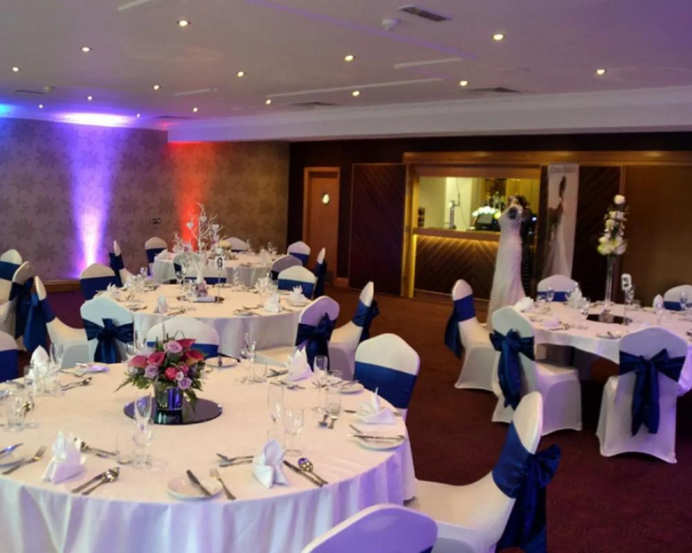 фото Hotel Wrexham