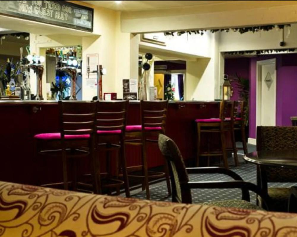 фото Hotel Wrexham