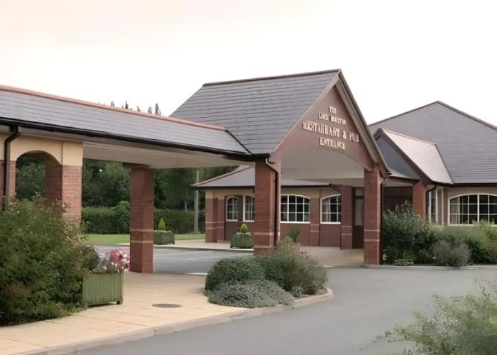Moreton Park Lodge