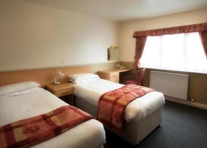 Moreton Park Lodge