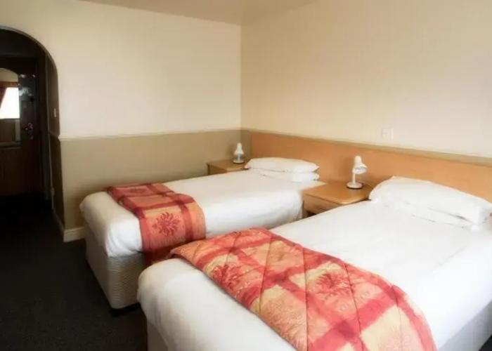 Moreton Park Lodge