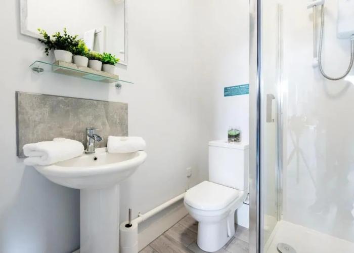Wrexham Central Stay Apartment Seven