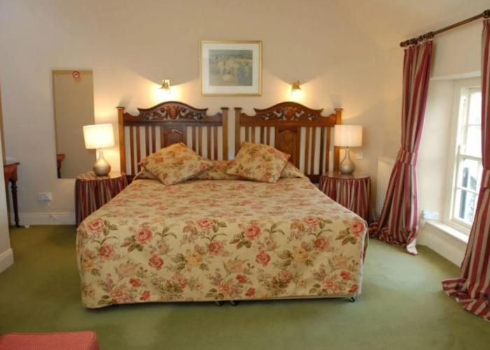 The Harbourview Hotel
