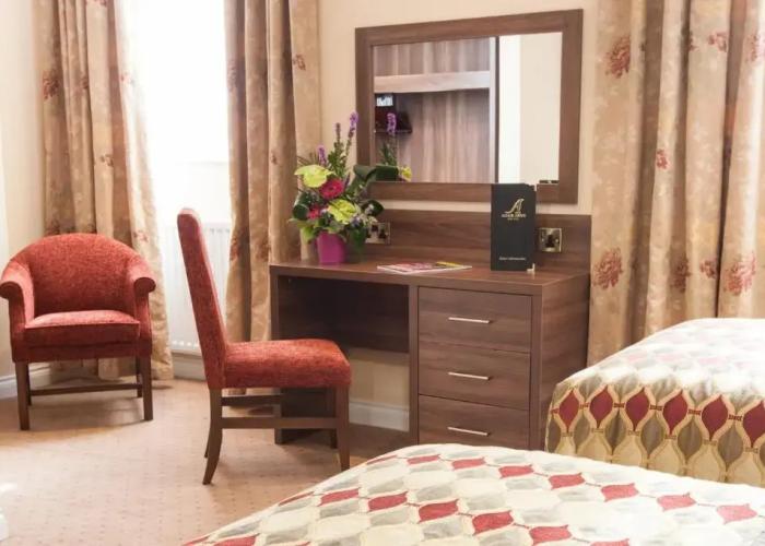Adair Arms Hotel