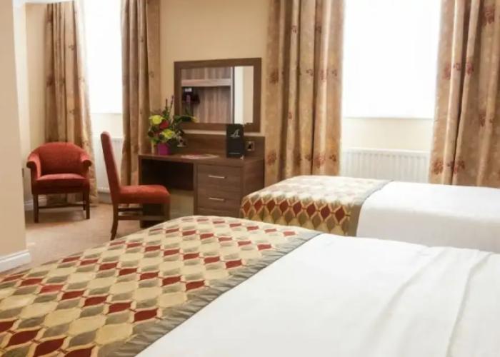 Adair Arms Hotel