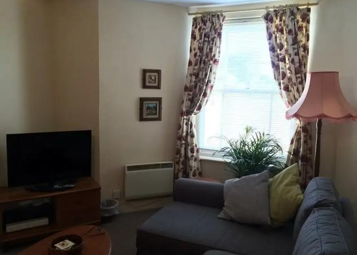 Moray Beachside Apartments
