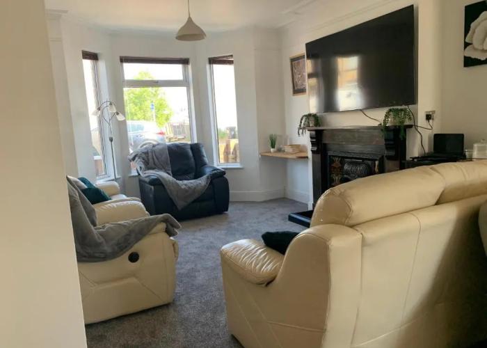 Large 3-bed House Lowestoft Near Sunrise Festival