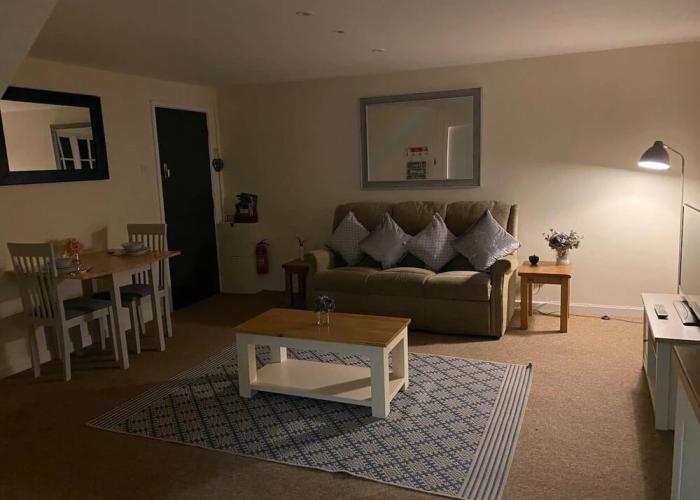 Beautiful 1 Bed Apartment in the Heart of Ludlow