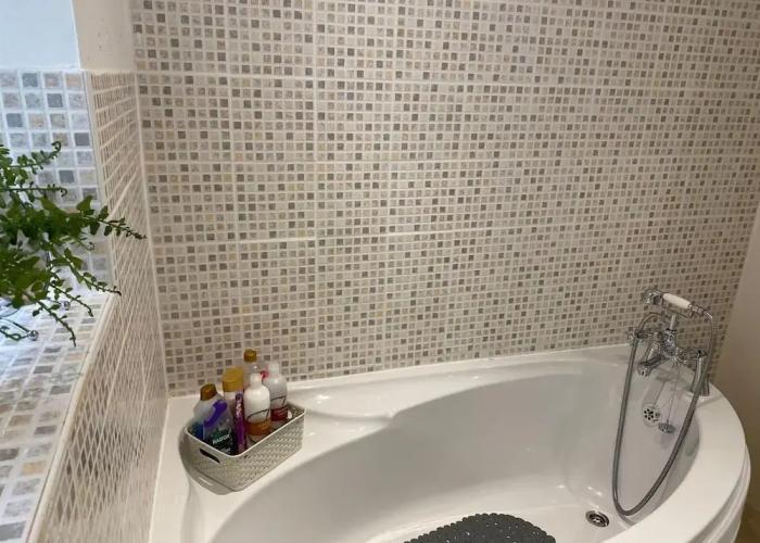 Beautiful 1 Bed Apartment in the Heart of Ludlow