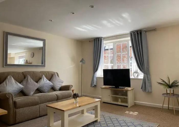 Beautiful 1 Bed Apartment in the Heart of Ludlow