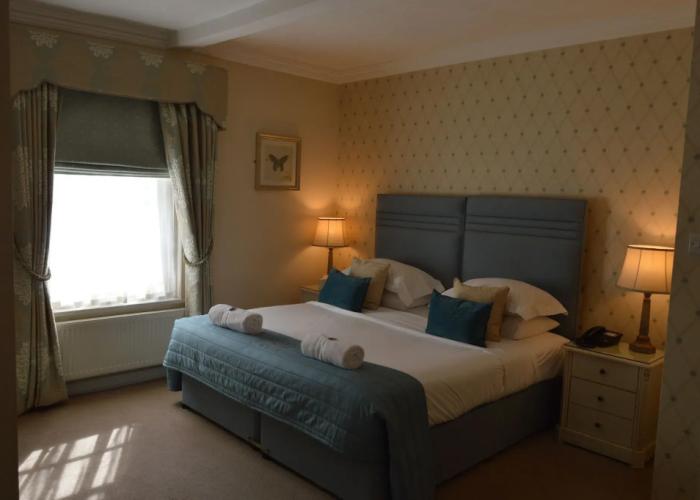 Le Bouchon Brasserie & Hotel