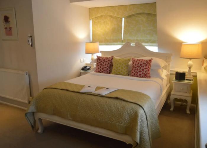 Le Bouchon Brasserie & Hotel