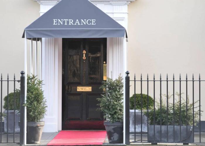 Le Bouchon Brasserie & Hotel