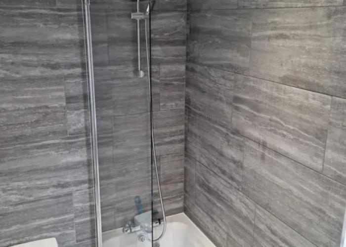 360 Serviced Accommodations - Waterfront Retreat - Modern Apartment