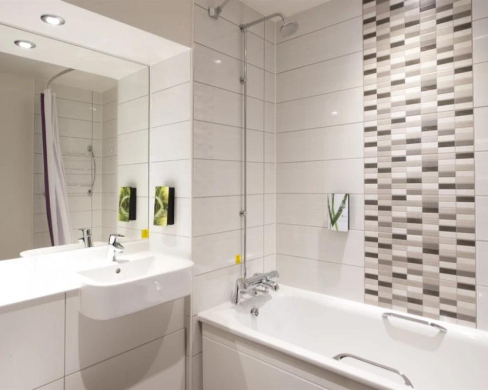 фото Premier Inn Matlock
