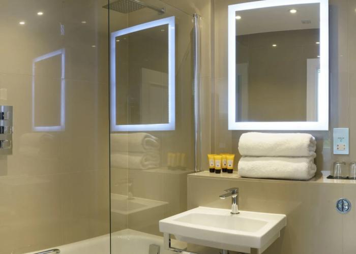 New Bath Hotel and Spa