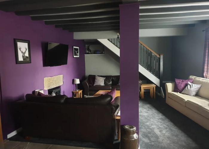 Lovely 4 bed House Sleeping 8 Near Ashbourne