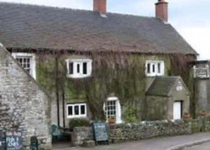 Lovely 4 bed House Sleeping 8 Near Ashbourne