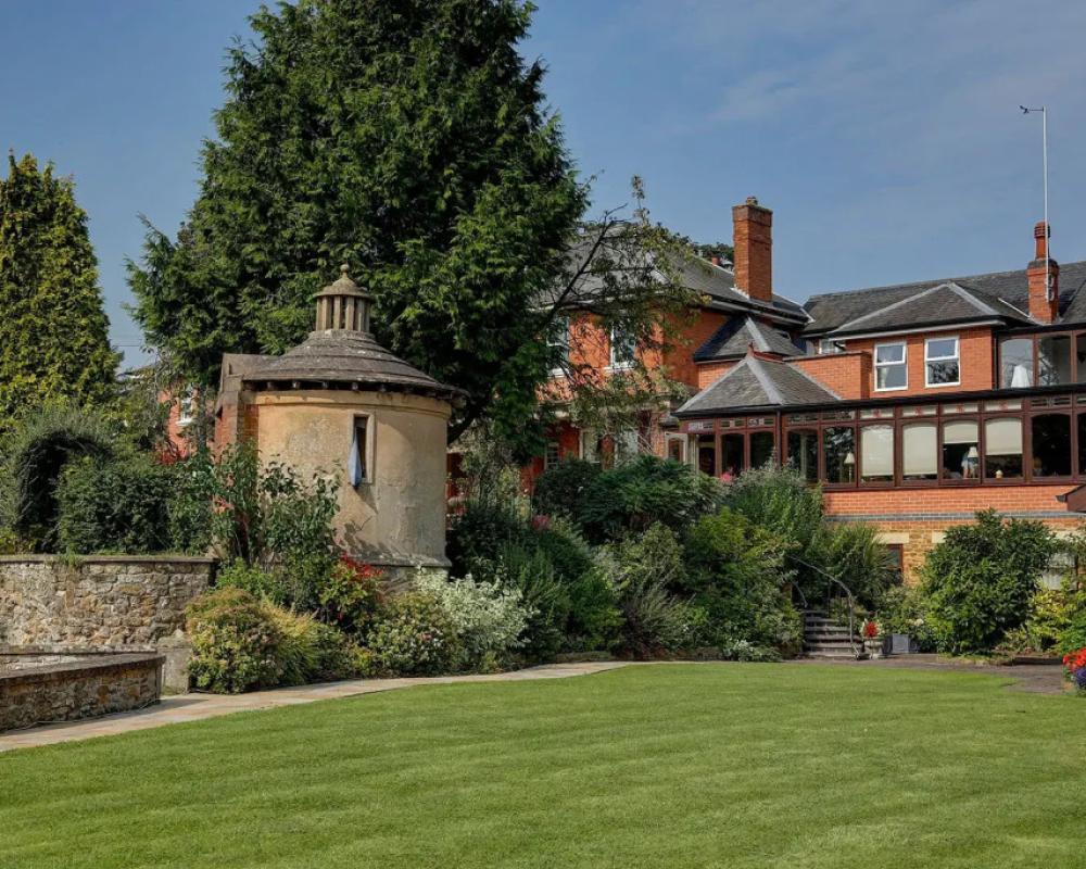 Best Western Sysonby Knoll Hotel