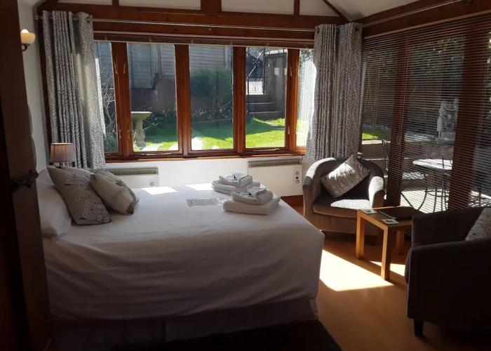Whortleberry Studio B&B