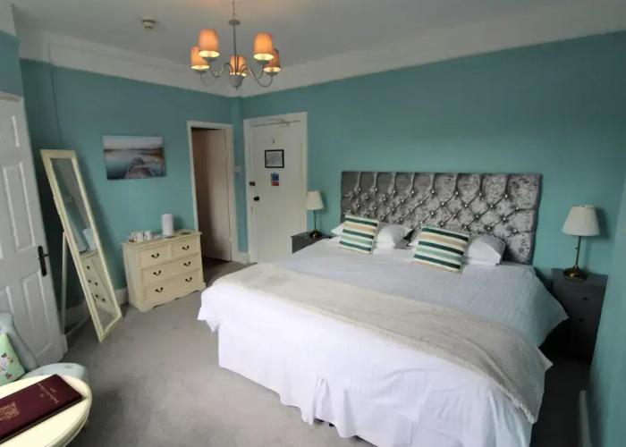 The Lorna Doone Hotel