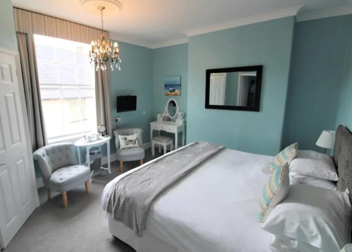 The Lorna Doone Hotel