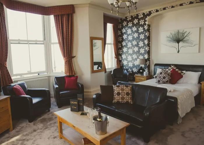 The Crown Hotel