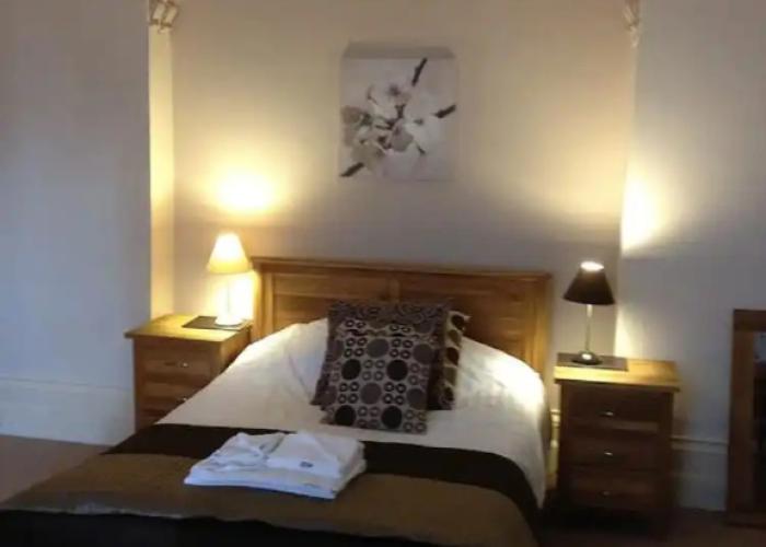 The Crown Hotel