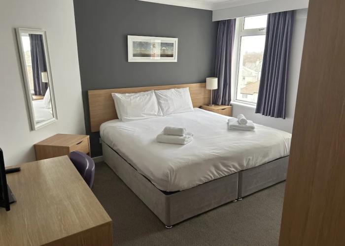 Strathmore Hotel