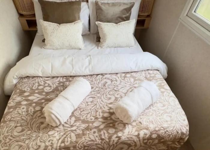 Impeccable 2-bed Static Caravan in Morecambe