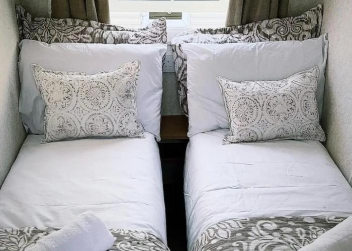 Impeccable 2-bed Static Caravan in Morecambe