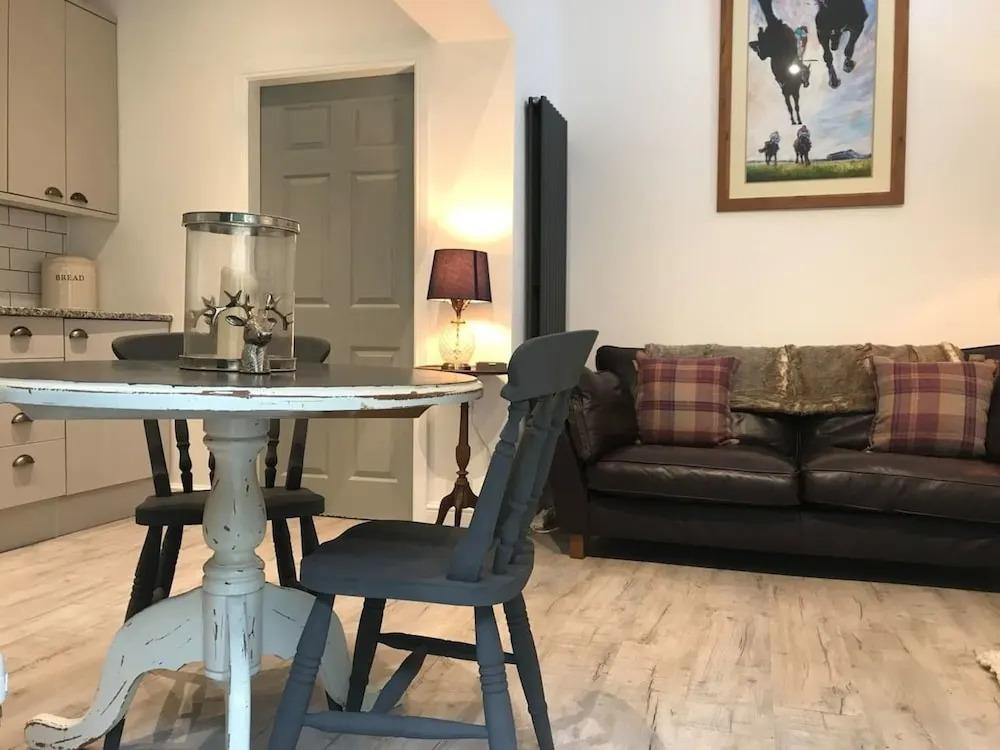 Oakley Country Retreat-1 Bed-garden-free Parking