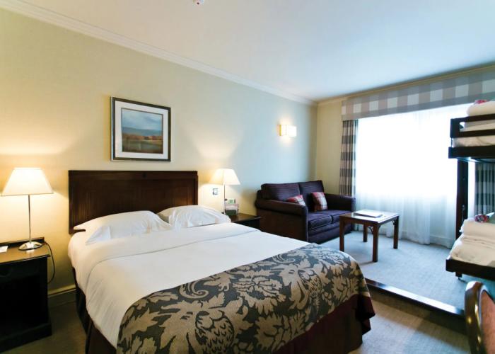 North Lakes Hotel And Spa