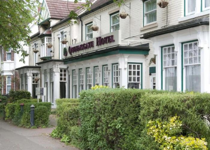 Queensgate Hotel