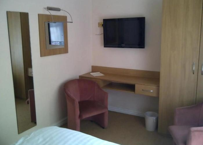 Queensgate Hotel