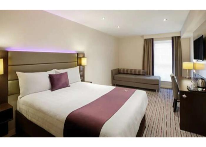 The Milestone Peterborough Hotel, Sure Collection