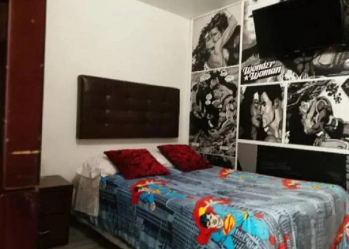 Hotel Comic City