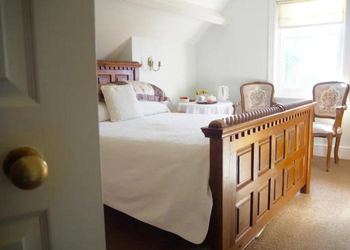 Old Manse Hotel