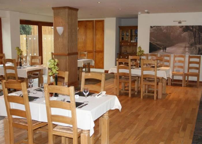 Cottage Lea's Country Hotel & Restaurant
