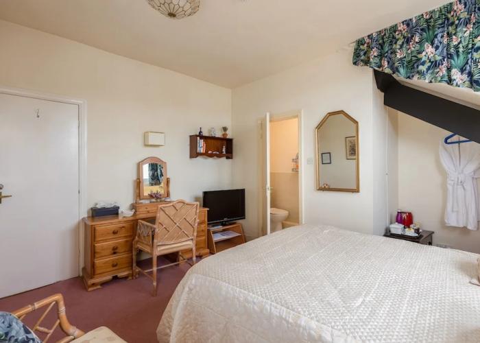 BNB Crossways